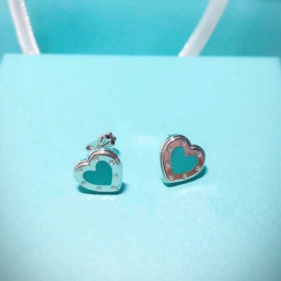 T style inspired 925 sterling silver  heart shape blue enamel earring - Picture 3 of 4